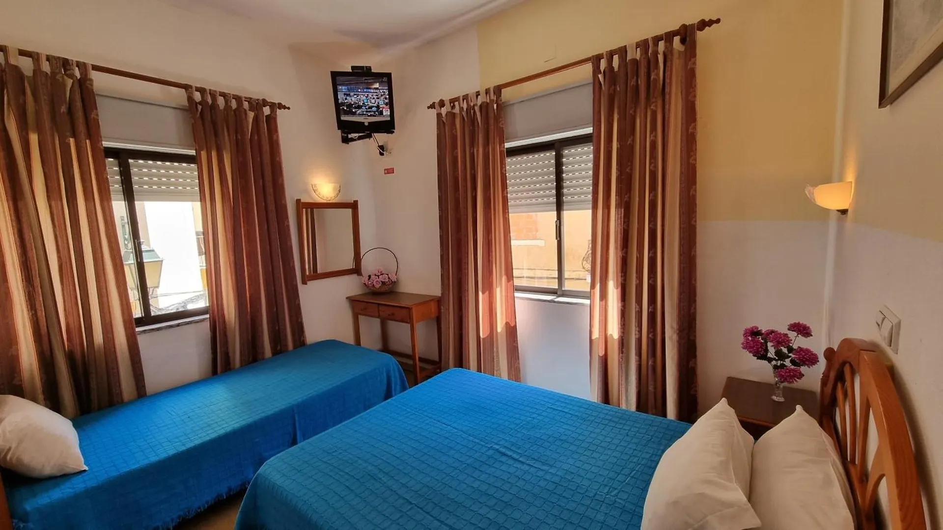 Santa Isabel Hotel Portimao 2*,  Portugal